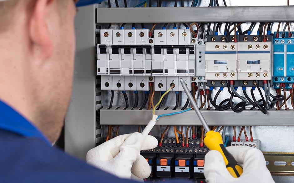prix d'un électricien Paris 19